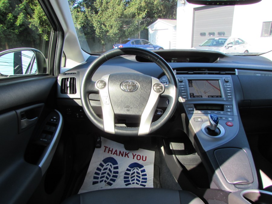2014 Toyota Prius Plug-In 5dr HB Advanced (Natl), available for sale in Milford, Connecticut | Chip's Auto Sales Inc. Milford, Connecticut 2014 Toyota Prius Plug-In 5dr HB Advanced (Natl), available for sale in Milford, Connecticut | Chip's Auto Sales Inc. Milford, Connecticut