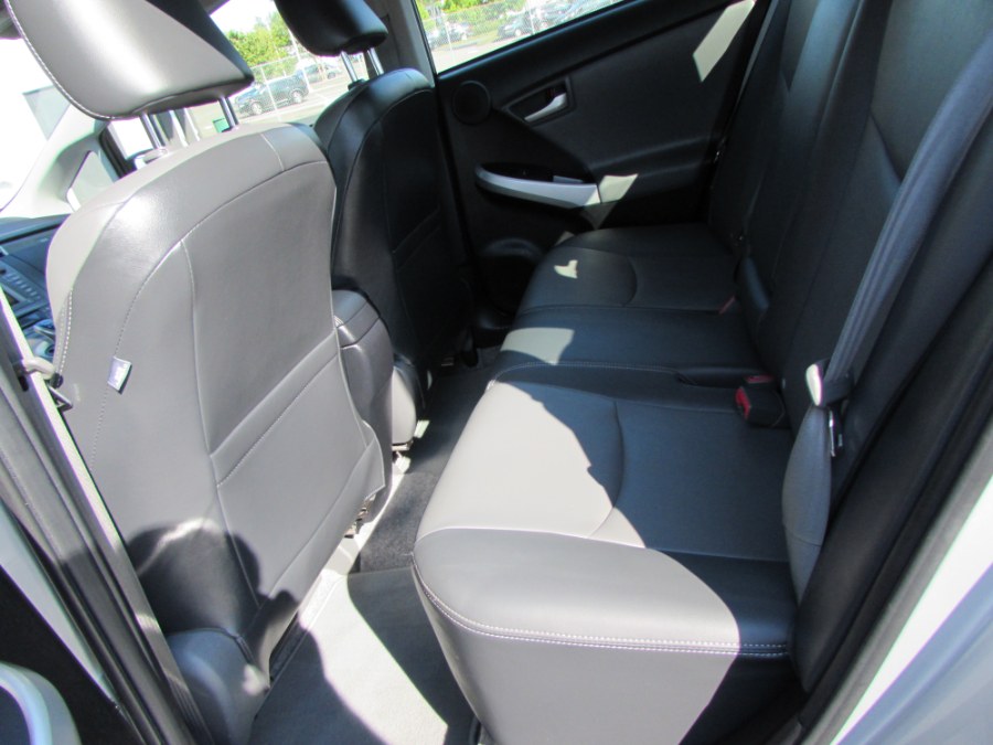 2014 Toyota Prius Plug-In 5dr HB Advanced (Natl), available for sale in Milford, Connecticut | Chip's Auto Sales Inc. Milford, Connecticut 2014 Toyota Prius Plug-In 5dr HB Advanced (Natl), available for sale in Milford, Connecticut | Chip's Auto Sales Inc. Milford, Connecticut
