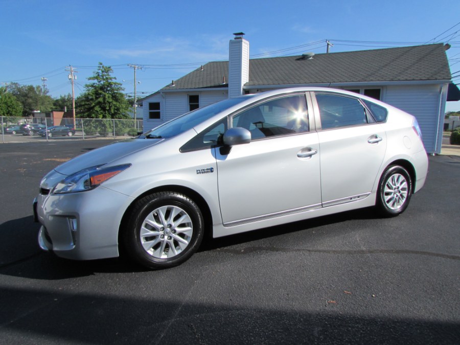 2014 Toyota Prius Plug-In 5dr HB Advanced (Natl), available for sale in Milford, Connecticut | Chip's Auto Sales Inc. Milford, Connecticut