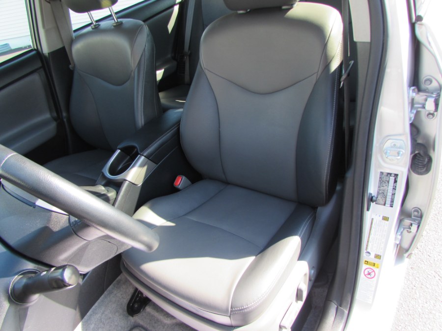 2014 Toyota Prius Plug-In 5dr HB Advanced (Natl), available for sale in Milford, Connecticut | Chip's Auto Sales Inc. Milford, Connecticut 2014 Toyota Prius Plug-In 5dr HB Advanced (Natl), available for sale in Milford, Connecticut | Chip's Auto Sales Inc. Milford, Connecticut