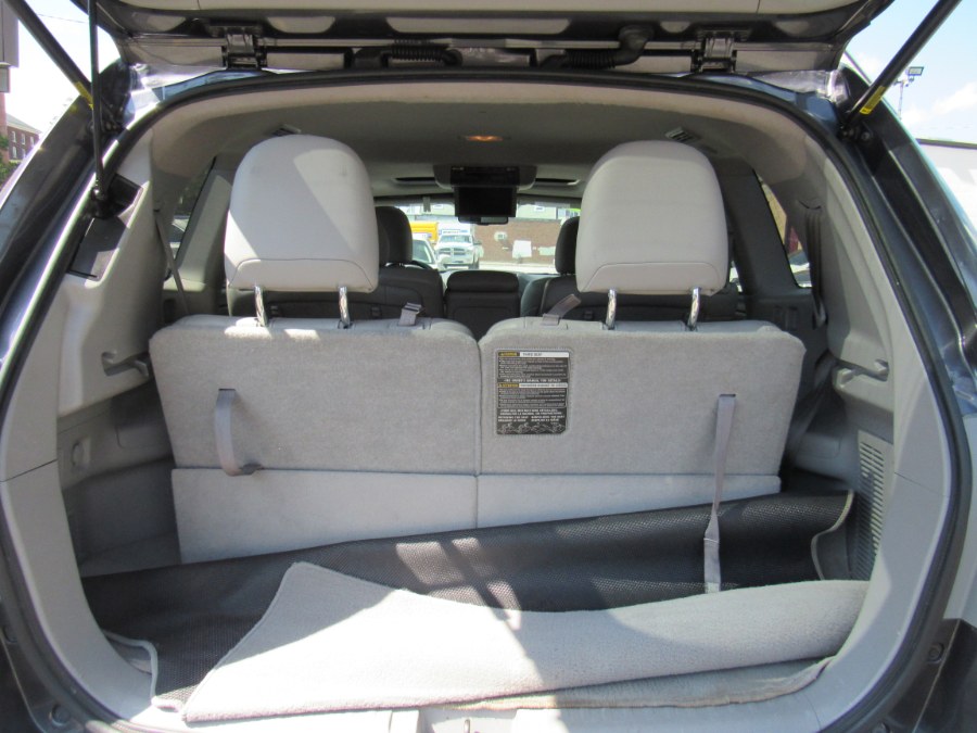 2013 Toyota Highlander Limited, available for sale in Worcester, Massachusetts | Hilario's Auto Sales Inc.. Worcester, Massachusetts 2013 Toyota Highlander Limited, available for sale in Worcester, Massachusetts | Hilario's Auto Sales Inc.. Worcester, Massachusetts