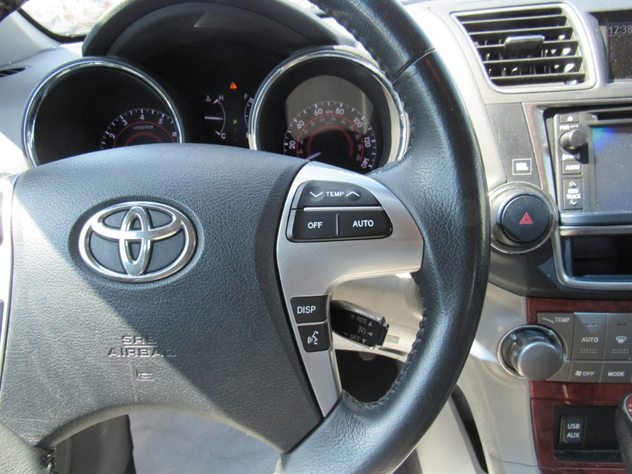 2013 Toyota Highlander Limited, available for sale in Worcester, Massachusetts | Hilario's Auto Sales Inc.. Worcester, Massachusetts 2013 Toyota Highlander Limited, available for sale in Worcester, Massachusetts | Hilario's Auto Sales Inc.. Worcester, Massachusetts