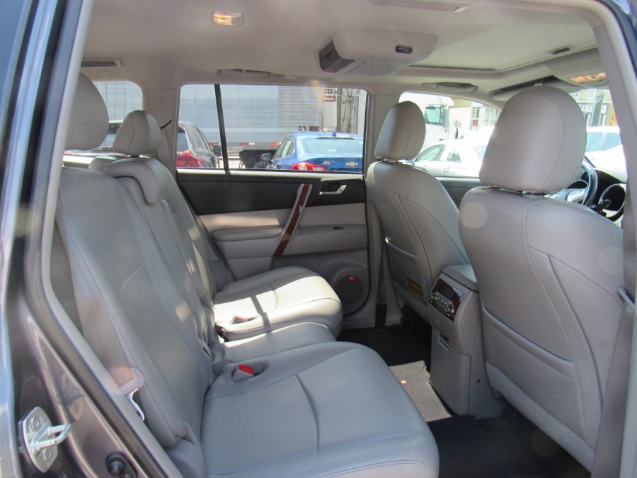2013 Toyota Highlander Limited, available for sale in Worcester, Massachusetts | Hilario's Auto Sales Inc.. Worcester, Massachusetts 2013 Toyota Highlander Limited, available for sale in Worcester, Massachusetts | Hilario's Auto Sales Inc.. Worcester, Massachusetts