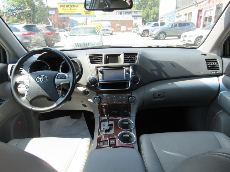 2013 Toyota Highlander Limited, available for sale in Worcester, Massachusetts | Hilario's Auto Sales Inc.. Worcester, Massachusetts 2013 Toyota Highlander Limited, available for sale in Worcester, Massachusetts | Hilario's Auto Sales Inc.. Worcester, Massachusetts