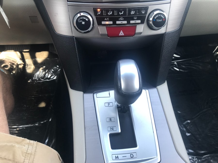 Used Subaru Outback 4dr Wgn H4 Auto 2.5i Premium 2014 | Second Street Auto Sales Inc. Manchester, New Hampshire Used Subaru Outback 4dr Wgn H4 Auto 2.5i Premium 2014 | Second Street Auto Sales Inc. Manchester, New Hampshire