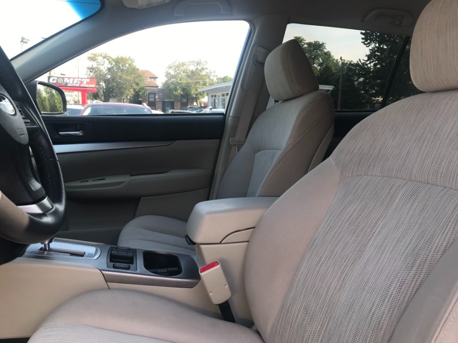 Used Subaru Outback 4dr Wgn H4 Auto 2.5i Premium 2014 | Second Street Auto Sales Inc. Manchester, New Hampshire Used Subaru Outback 4dr Wgn H4 Auto 2.5i Premium 2014 | Second Street Auto Sales Inc. Manchester, New Hampshire