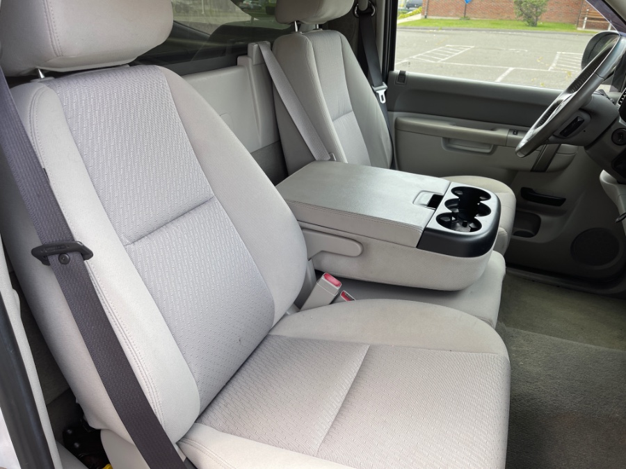 Used GMC Sierra 1500 4WD Reg Cab 133.0" SLE 2011 | Farmington Auto Park LLC. Plainville, Connecticut Used GMC Sierra 1500 4WD Reg Cab 133.0" SLE 2011 | Farmington Auto Park LLC. Plainville, Connecticut