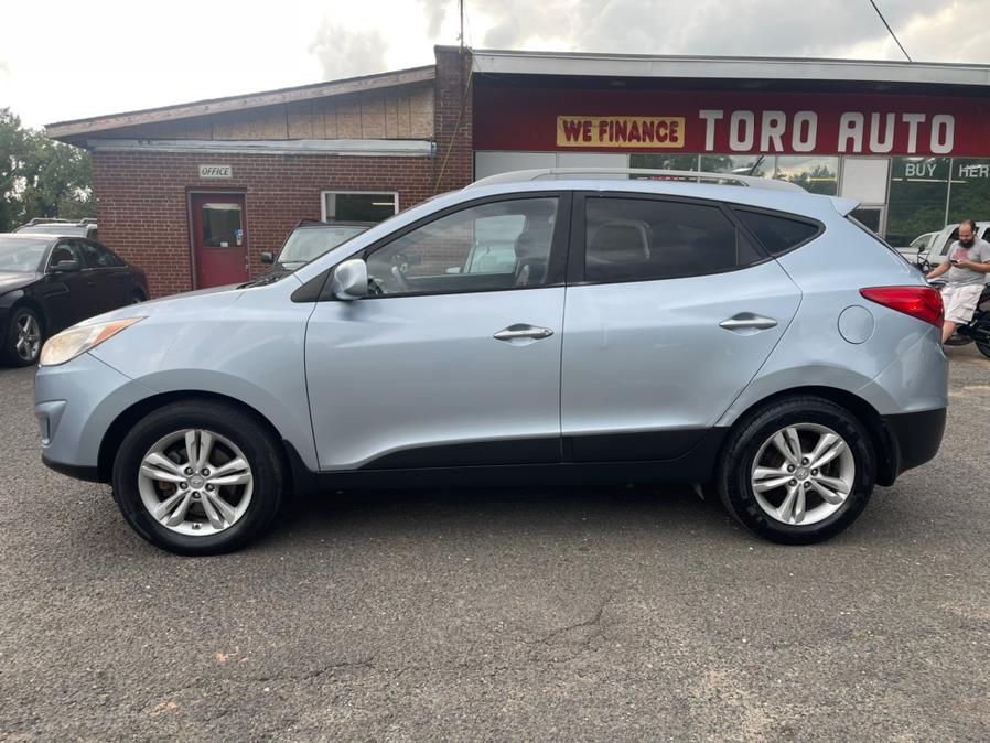 2010 Hyundai Tucson AWD 4dr I4 Auto GLS, available for sale in East Windsor, Connecticut | Toro Auto. East Windsor, Connecticut 2010 Hyundai Tucson AWD 4dr I4 Auto GLS, available for sale in East Windsor, Connecticut | Toro Auto. East Windsor, Connecticut