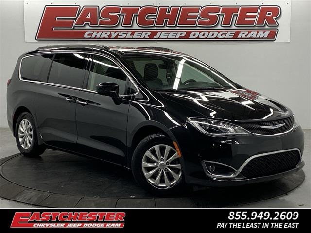 2017 Chrysler Pacifica Touring L, available for sale in Bronx, New York | Eastchester Motor Cars. Bronx, New York