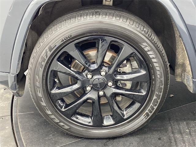Used Jeep Grand Cherokee Altitude 2017 | Eastchester Motor Cars. Bronx, New York Used Jeep Grand Cherokee Altitude 2017 | Eastchester Motor Cars. Bronx, New York