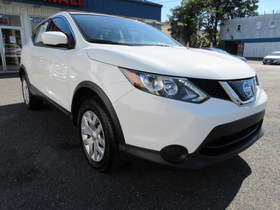 2019 Nissan Rogue Sport FWD S, available for sale in Linden, New Jersey | Route 27 Auto Mall. Linden, New Jersey 2019 Nissan Rogue Sport FWD S, available for sale in Linden, New Jersey | Route 27 Auto Mall. Linden, New Jersey