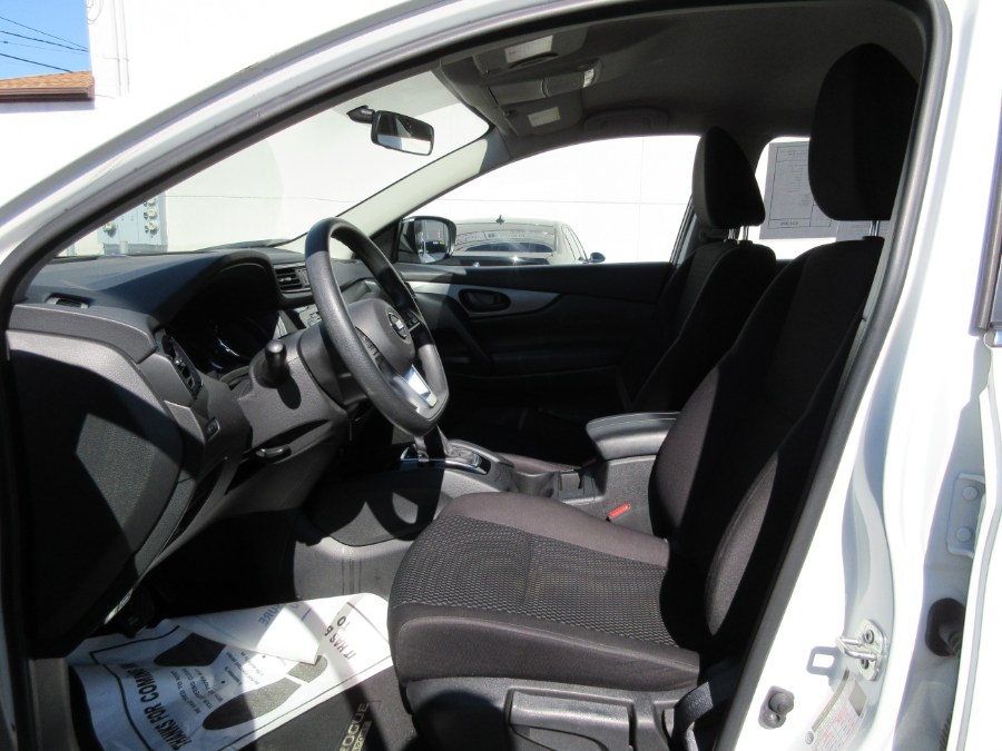 2019 Nissan Rogue Sport FWD S, available for sale in Linden, New Jersey | Route 27 Auto Mall. Linden, New Jersey 2019 Nissan Rogue Sport FWD S, available for sale in Linden, New Jersey | Route 27 Auto Mall. Linden, New Jersey