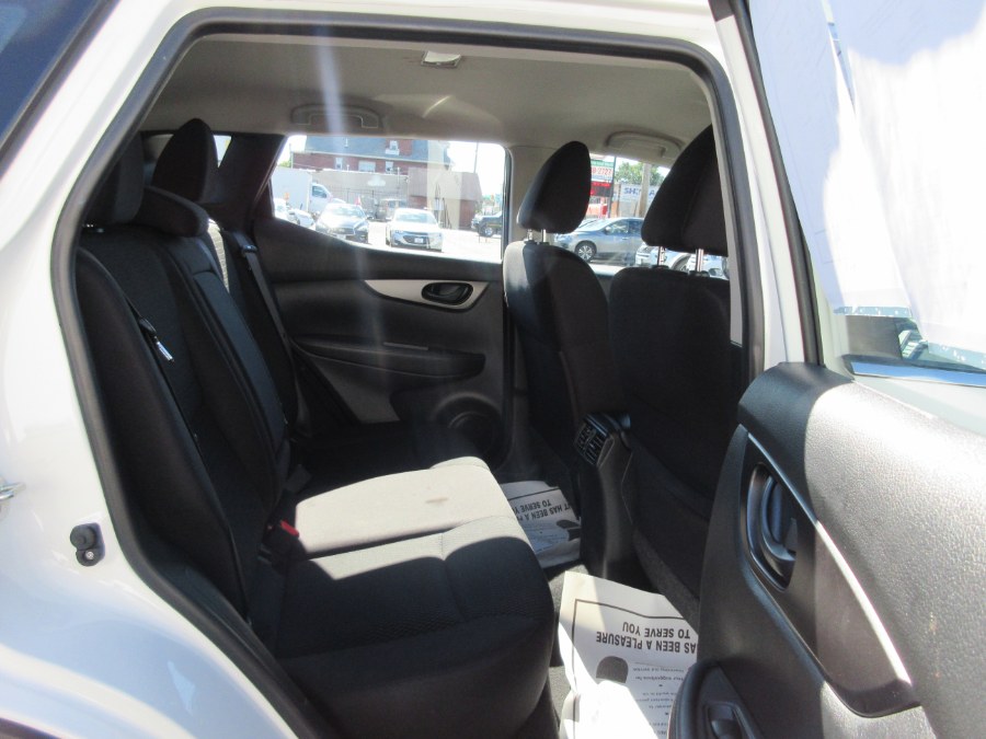 2019 Nissan Rogue Sport FWD S, available for sale in Linden, New Jersey | Route 27 Auto Mall. Linden, New Jersey 2019 Nissan Rogue Sport FWD S, available for sale in Linden, New Jersey | Route 27 Auto Mall. Linden, New Jersey