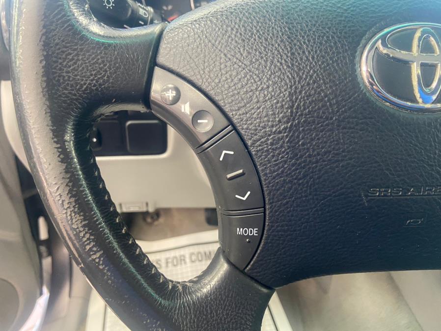 2005 Toyota Land Cruiser 4dr 4WD, available for sale in Massapequa Park, New York | Power Motors East. Massapequa Park, New York 2005 Toyota Land Cruiser 4dr 4WD, available for sale in Massapequa Park, New York | Power Motors East. Massapequa Park, New York