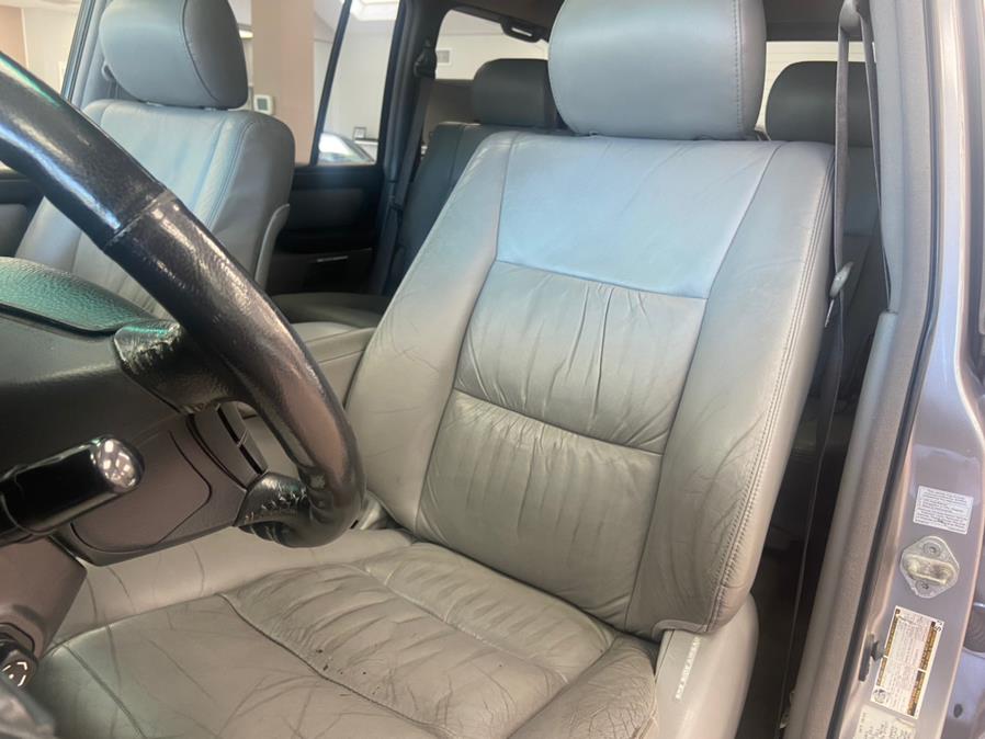 2005 Toyota Land Cruiser 4dr 4WD, available for sale in Massapequa Park, New York | Power Motors East. Massapequa Park, New York 2005 Toyota Land Cruiser 4dr 4WD, available for sale in Massapequa Park, New York | Power Motors East. Massapequa Park, New York