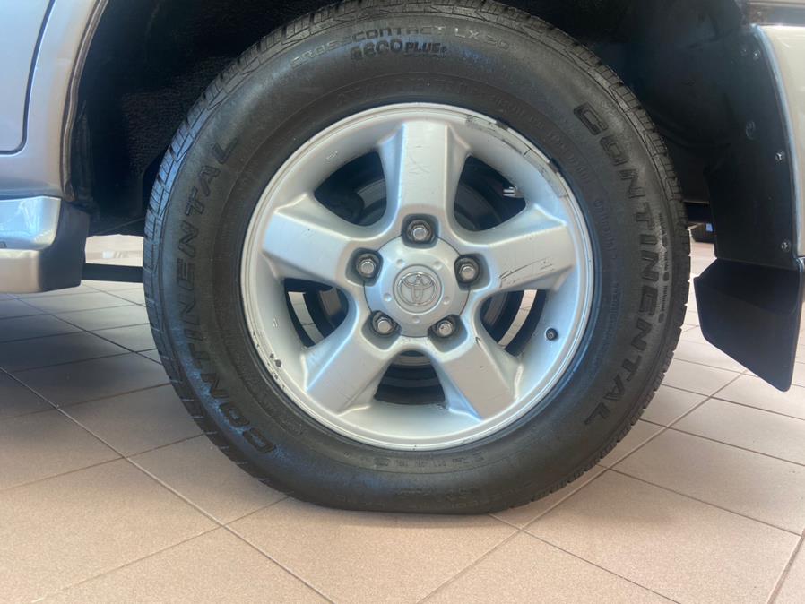 2005 Toyota Land Cruiser 4dr 4WD, available for sale in Massapequa Park, New York | Power Motors East. Massapequa Park, New York 2005 Toyota Land Cruiser 4dr 4WD, available for sale in Massapequa Park, New York | Power Motors East. Massapequa Park, New York