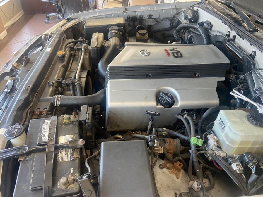 2005 Toyota Land Cruiser 4dr 4WD, available for sale in Massapequa Park, New York | Power Motors East. Massapequa Park, New York 2005 Toyota Land Cruiser 4dr 4WD, available for sale in Massapequa Park, New York | Power Motors East. Massapequa Park, New York