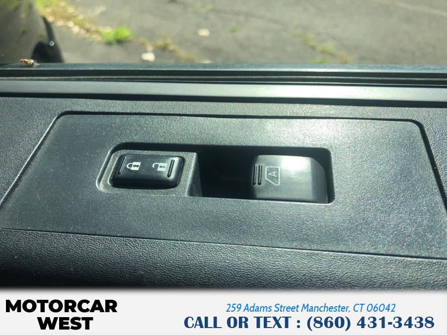 2011 Nissan Titan 4WD King Cab SWB SV, available for sale in Manchester, Connecticut | Motorcar West. Manchester, Connecticut 2011 Nissan Titan 4WD King Cab SWB SV, available for sale in Manchester, Connecticut | Motorcar West. Manchester, Connecticut