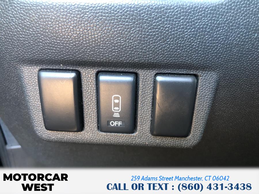 2011 Nissan Titan 4WD King Cab SWB SV, available for sale in Manchester, Connecticut | Motorcar West. Manchester, Connecticut 2011 Nissan Titan 4WD King Cab SWB SV, available for sale in Manchester, Connecticut | Motorcar West. Manchester, Connecticut