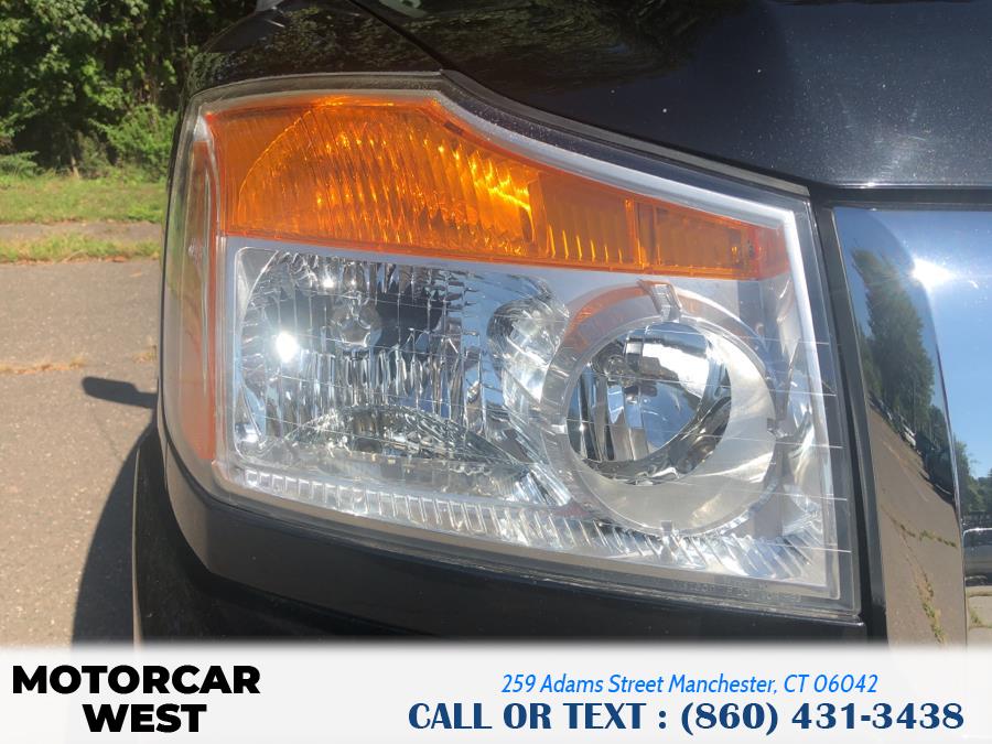 2011 Nissan Titan 4WD King Cab SWB SV, available for sale in Manchester, Connecticut | Motorcar West. Manchester, Connecticut 2011 Nissan Titan 4WD King Cab SWB SV, available for sale in Manchester, Connecticut | Motorcar West. Manchester, Connecticut