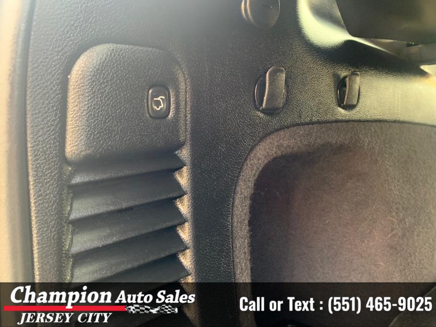 Used Jeep Grand Cherokee Overland 4x4 2018 | Champion Auto Sales of JC. Jersey City, New Jersey Used Jeep Grand Cherokee Overland 4x4 2018 | Champion Auto Sales of JC. Jersey City, New Jersey