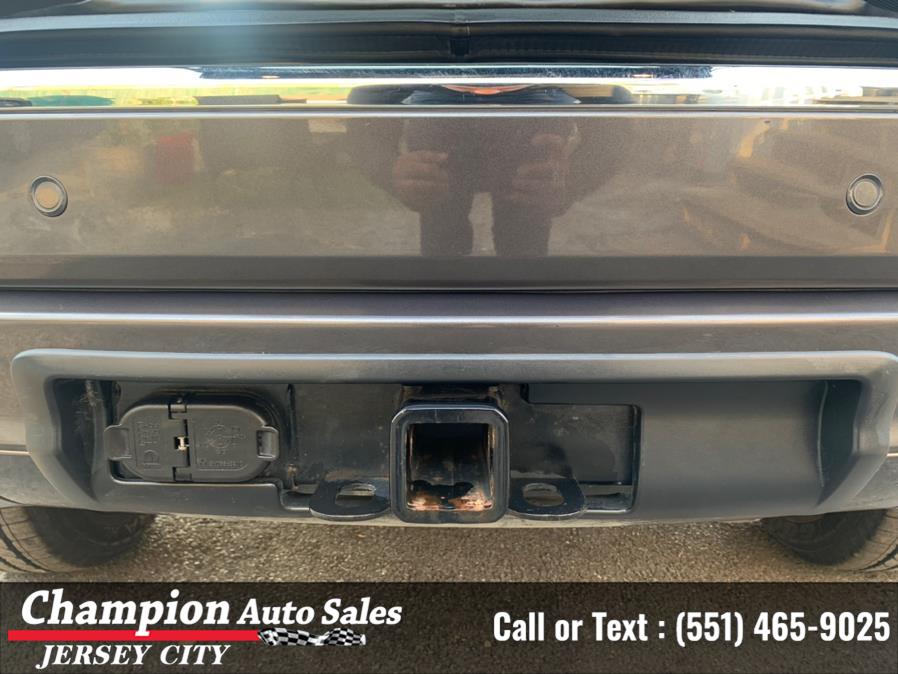 Used Jeep Grand Cherokee Overland 4x4 2018 | Champion Auto Sales of JC. Jersey City, New Jersey Used Jeep Grand Cherokee Overland 4x4 2018 | Champion Auto Sales of JC. Jersey City, New Jersey