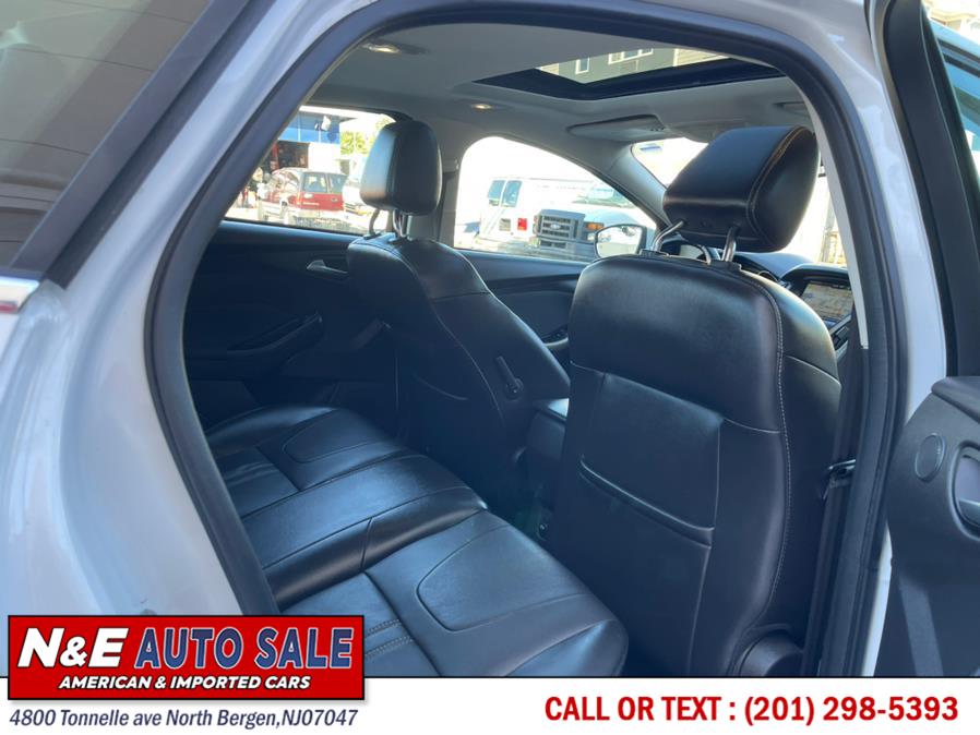 Used Ford Focus 4dr Sdn SEL 2012 | N&E Auto Sale LLC. North Bergen, New Jersey Used Ford Focus 4dr Sdn SEL 2012 | N&E Auto Sale LLC. North Bergen, New Jersey