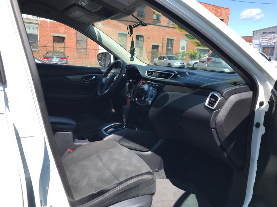 Used Nissan Rogue AWD 4dr SL 2016 | Affordable Motors Inc. Bridgeport, Connecticut Used Nissan Rogue AWD 4dr SL 2016 | Affordable Motors Inc. Bridgeport, Connecticut
