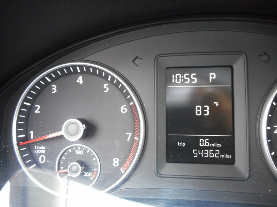 2010 Volkswagen Jetta Sedan 4dr Manual SE PZEV *Ltd Avail*, available for sale in Newington, Connecticut | Wholesale Motorcars LLC. Newington, Connecticut 2010 Volkswagen Jetta Sedan 4dr Manual SE PZEV *Ltd Avail*, available for sale in Newington, Connecticut | Wholesale Motorcars LLC. Newington, Connecticut
