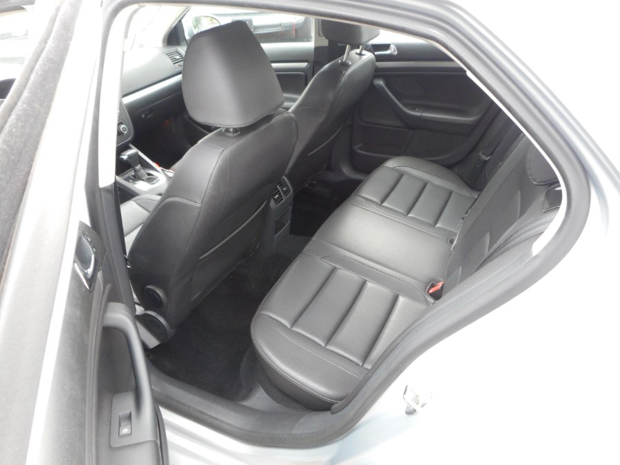 2010 Volkswagen Jetta Sedan 4dr Manual SE PZEV *Ltd Avail*, available for sale in Newington, Connecticut | Wholesale Motorcars LLC. Newington, Connecticut 2010 Volkswagen Jetta Sedan 4dr Manual SE PZEV *Ltd Avail*, available for sale in Newington, Connecticut | Wholesale Motorcars LLC. Newington, Connecticut