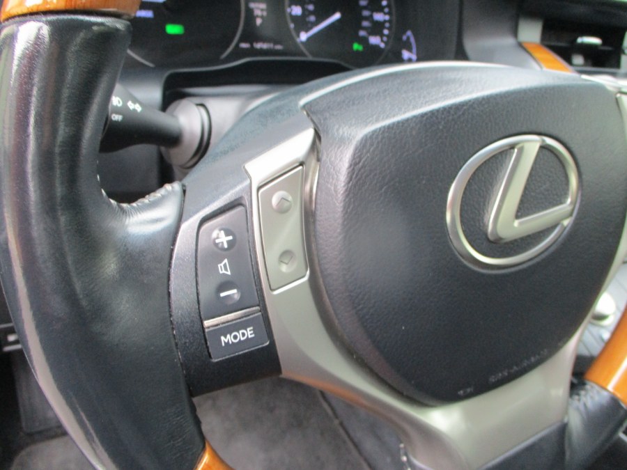 2013 Lexus ES 300h 4dr Sdn Hybrid, available for sale in Massapequa, New York | South Shore Auto Brokers & Sales. Massapequa, New York 2013 Lexus ES 300h 4dr Sdn Hybrid, available for sale in Massapequa, New York | South Shore Auto Brokers & Sales. Massapequa, New York