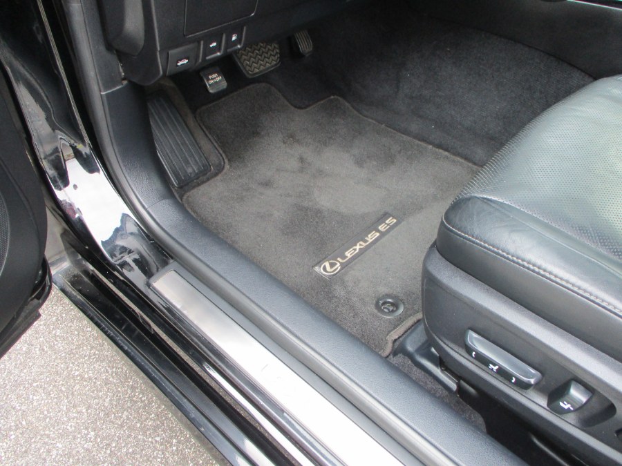 2013 Lexus ES 300h 4dr Sdn Hybrid, available for sale in Massapequa, New York | South Shore Auto Brokers & Sales. Massapequa, New York 2013 Lexus ES 300h 4dr Sdn Hybrid, available for sale in Massapequa, New York | South Shore Auto Brokers & Sales. Massapequa, New York