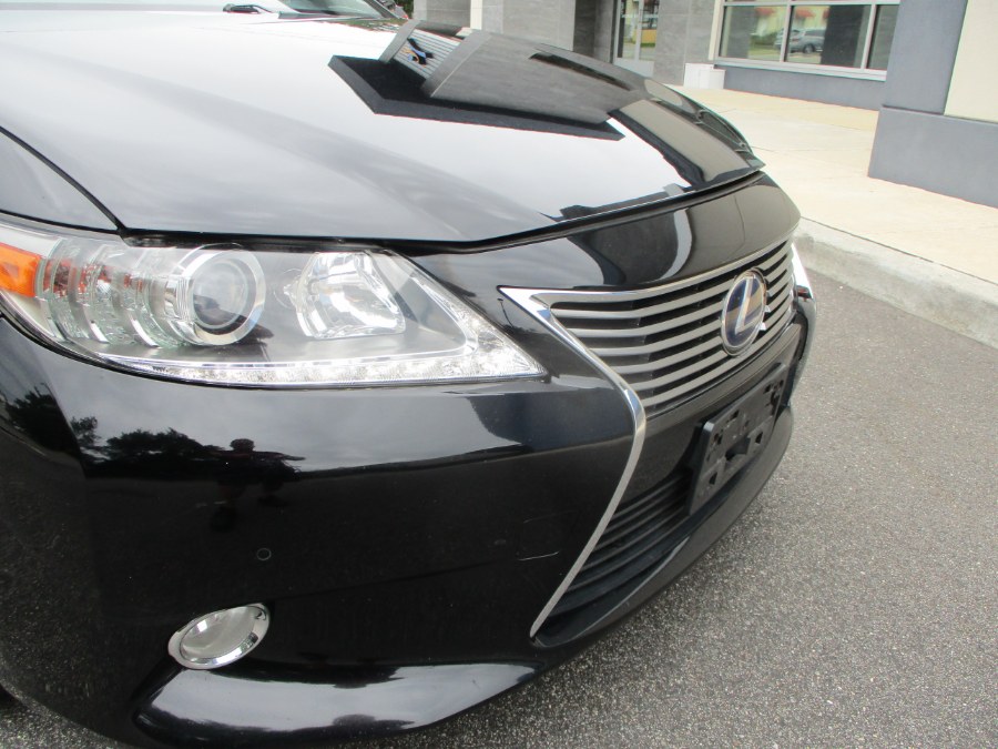 2013 Lexus ES 300h 4dr Sdn Hybrid, available for sale in Massapequa, New York | South Shore Auto Brokers & Sales. Massapequa, New York 2013 Lexus ES 300h 4dr Sdn Hybrid, available for sale in Massapequa, New York | South Shore Auto Brokers & Sales. Massapequa, New York