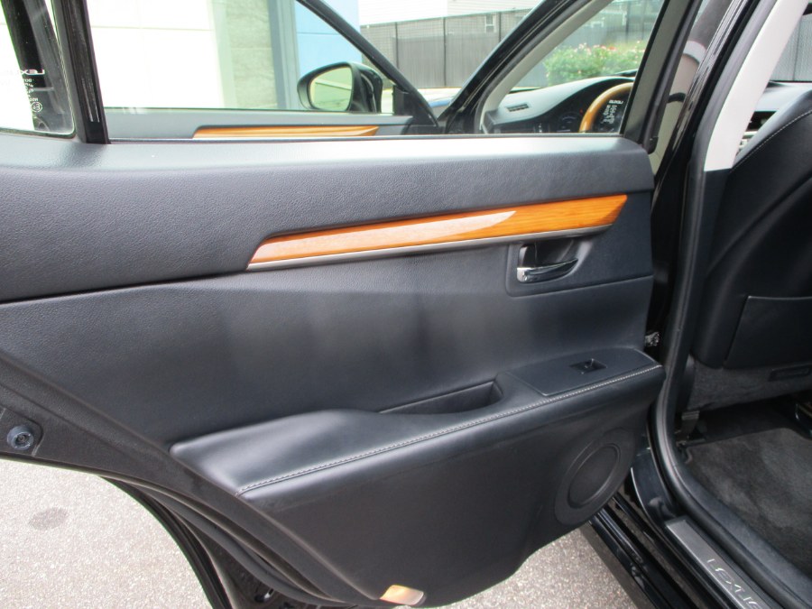 2013 Lexus ES 300h 4dr Sdn Hybrid, available for sale in Massapequa, New York | South Shore Auto Brokers & Sales. Massapequa, New York 2013 Lexus ES 300h 4dr Sdn Hybrid, available for sale in Massapequa, New York | South Shore Auto Brokers & Sales. Massapequa, New York