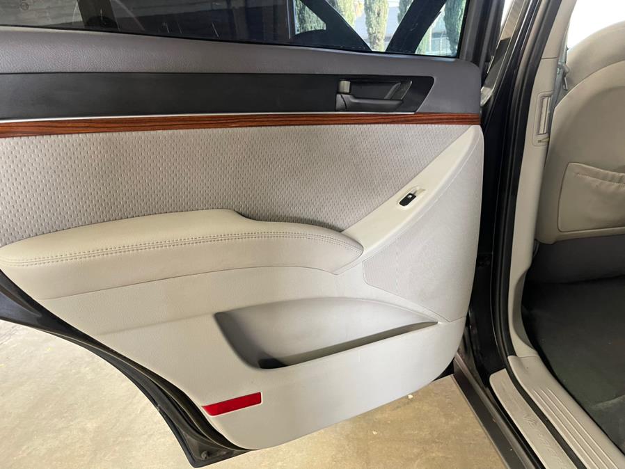 2011 Hyundai Veracruz FWD 4dr GLS, available for sale in Garden Grove, California | U Save Auto Auction. Garden Grove, California 2011 Hyundai Veracruz FWD 4dr GLS, available for sale in Garden Grove, California | U Save Auto Auction. Garden Grove, California