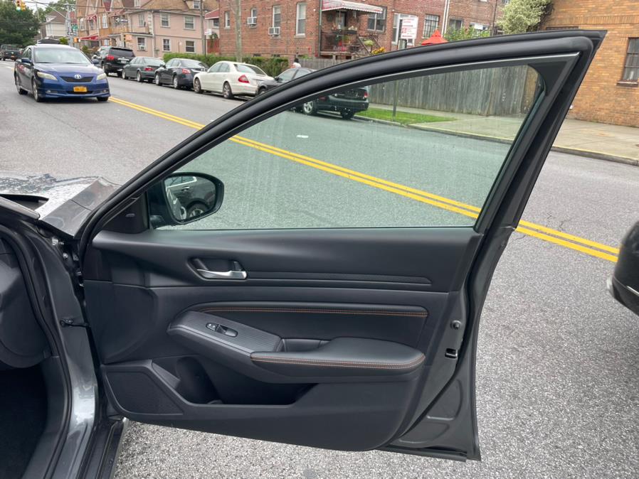 2019 Nissan Altima 2.5 SR Sedan, available for sale in Brooklyn, New York | Worlds Best Auto Inc. Brooklyn, New York 2019 Nissan Altima 2.5 SR Sedan, available for sale in Brooklyn, New York | Worlds Best Auto Inc. Brooklyn, New York