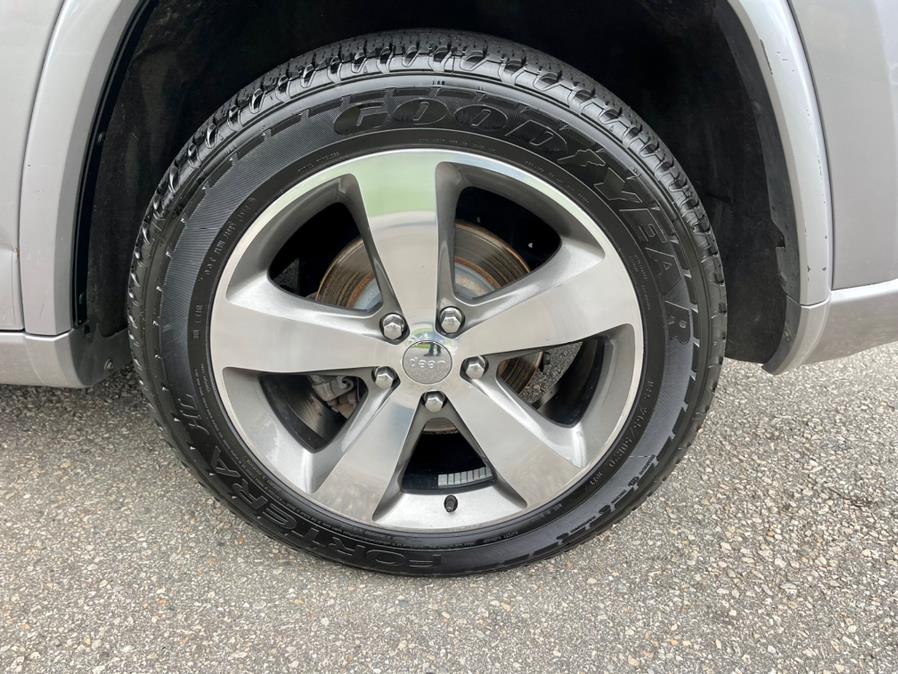 Used Jeep Grand Cherokee 4WD 4dr Overland 2015 | Mike And Tony Auto Sales, Inc. South Windsor, Connecticut Used Jeep Grand Cherokee 4WD 4dr Overland 2015 | Mike And Tony Auto Sales, Inc. South Windsor, Connecticut