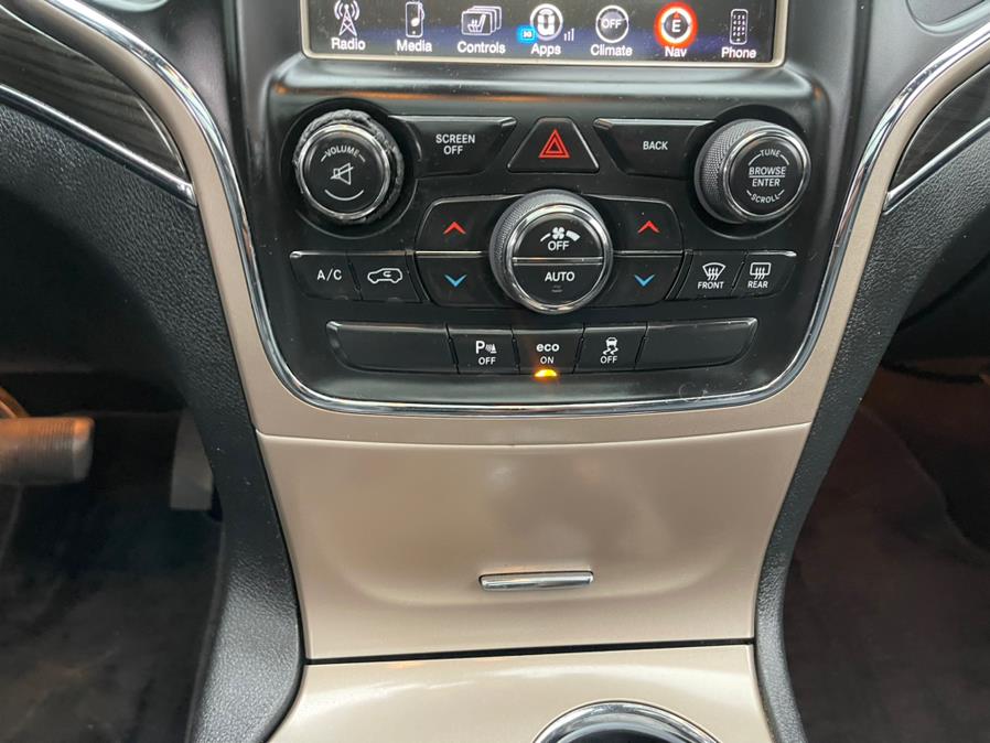 Used Jeep Grand Cherokee 4WD 4dr Overland 2015 | Mike And Tony Auto Sales, Inc. South Windsor, Connecticut Used Jeep Grand Cherokee 4WD 4dr Overland 2015 | Mike And Tony Auto Sales, Inc. South Windsor, Connecticut