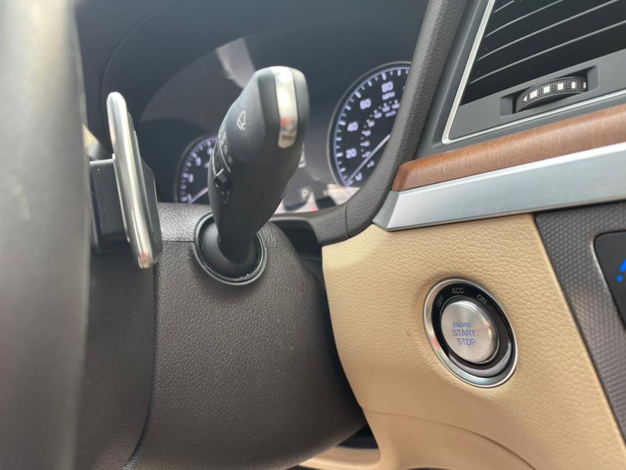 Used Hyundai Genesis 4dr Sdn V8 5.0L RWD 2015 | Auto Match LLC. Waterbury, Connecticut Used Hyundai Genesis 4dr Sdn V8 5.0L RWD 2015 | Auto Match LLC. Waterbury, Connecticut