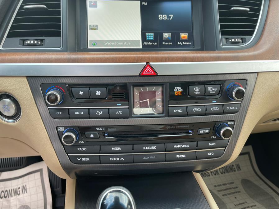 Used Hyundai Genesis 4dr Sdn V8 5.0L RWD 2015 | Auto Match LLC. Waterbury, Connecticut Used Hyundai Genesis 4dr Sdn V8 5.0L RWD 2015 | Auto Match LLC. Waterbury, Connecticut