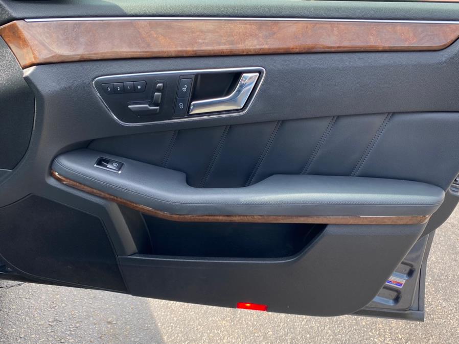 Used Mercedes-Benz E-Class 4dr Sdn E350 Luxury 4MATIC 2011 | Lava Motors 2 Inc. Canton, Connecticut Used Mercedes-Benz E-Class 4dr Sdn E350 Luxury 4MATIC 2011 | Lava Motors 2 Inc. Canton, Connecticut