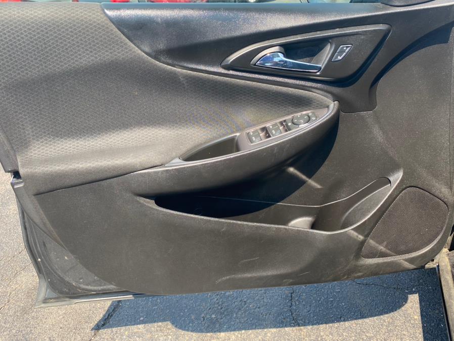 Used Chevrolet Malibu 4dr Sdn LT w/1LT 2016 | Lava Motors 2 Inc. Canton, Connecticut Used Chevrolet Malibu 4dr Sdn LT w/1LT 2016 | Lava Motors 2 Inc. Canton, Connecticut