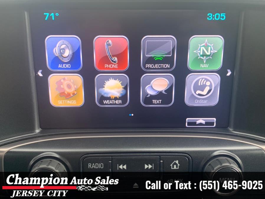 Used GMC Sierra 1500 4WD Crew Cab 143.5" SLT 2017 | Champion Auto Sales of JC. Jersey City, New Jersey Used GMC Sierra 1500 4WD Crew Cab 143.5" SLT 2017 | Champion Auto Sales of JC. Jersey City, New Jersey