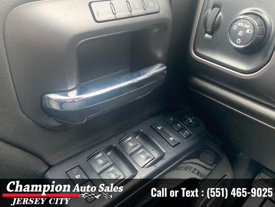 Used GMC Sierra 1500 4WD Crew Cab 143.5" SLT 2017 | Champion Auto Sales of JC. Jersey City, New Jersey Used GMC Sierra 1500 4WD Crew Cab 143.5" SLT 2017 | Champion Auto Sales of JC. Jersey City, New Jersey