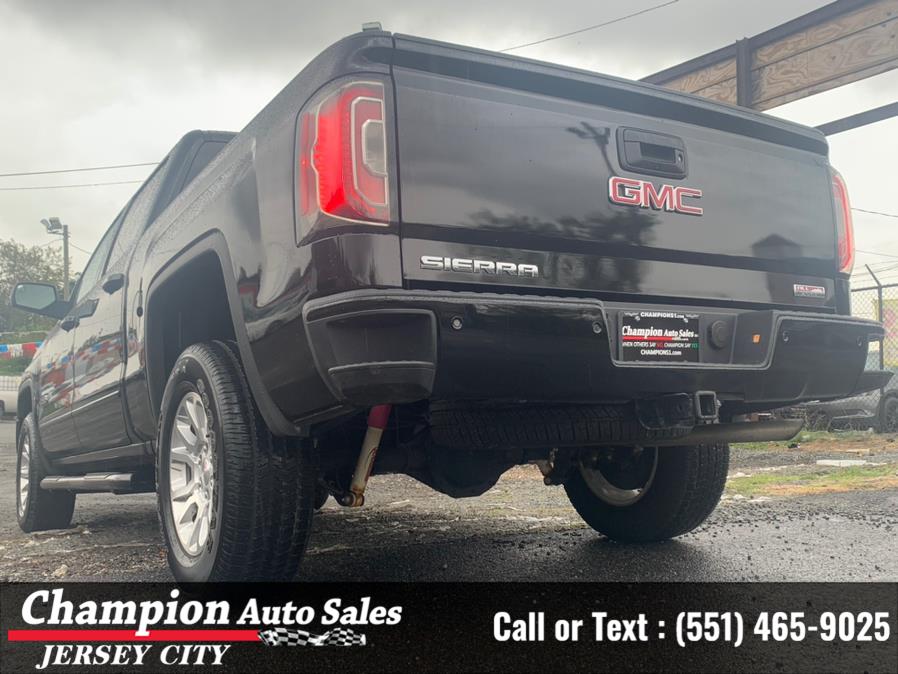 Used GMC Sierra 1500 4WD Crew Cab 143.5" SLT 2017 | Champion Auto Sales of JC. Jersey City, New Jersey Used GMC Sierra 1500 4WD Crew Cab 143.5" SLT 2017 | Champion Auto Sales of JC. Jersey City, New Jersey