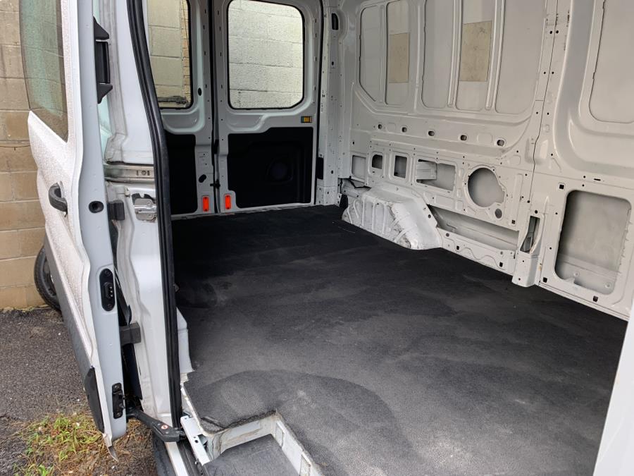 Used Ford Transit Cargo Van T-250 148" Med Rf 9000 GVWR Sliding RH Dr 2016 | 26 Motors Corp. Bronx, New York Used Ford Transit Cargo Van T-250 148" Med Rf 9000 GVWR Sliding RH Dr 2016 | 26 Motors Corp. Bronx, New York