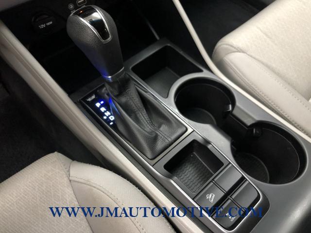 2018 Hyundai Tucson SE AWD, available for sale in Naugatuck, Connecticut | J&M Automotive Sls&Svc LLC. Naugatuck, Connecticut 2018 Hyundai Tucson SE AWD, available for sale in Naugatuck, Connecticut | J&M Automotive Sls&Svc LLC. Naugatuck, Connecticut