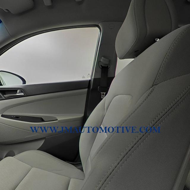 2018 Hyundai Tucson SE AWD, available for sale in Naugatuck, Connecticut | J&M Automotive Sls&Svc LLC. Naugatuck, Connecticut 2018 Hyundai Tucson SE AWD, available for sale in Naugatuck, Connecticut | J&M Automotive Sls&Svc LLC. Naugatuck, Connecticut