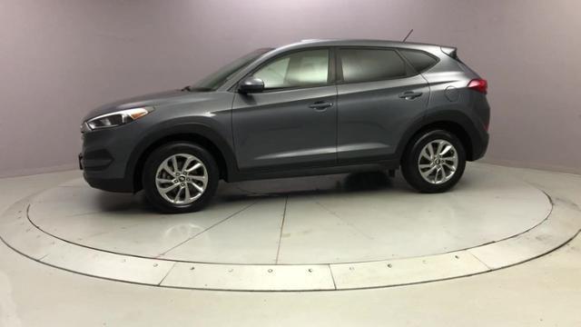 2018 Hyundai Tucson SE AWD, available for sale in Naugatuck, Connecticut | J&M Automotive Sls&Svc LLC. Naugatuck, Connecticut 2018 Hyundai Tucson SE AWD, available for sale in Naugatuck, Connecticut | J&M Automotive Sls&Svc LLC. Naugatuck, Connecticut