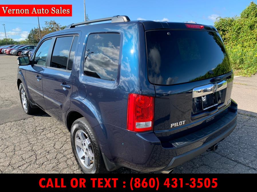 2011 Honda Pilot 4WD 4dr Touring w/RES & Navi, available for sale in Manchester, Connecticut | Vernon Auto Sale & Service. Manchester, Connecticut 2011 Honda Pilot 4WD 4dr Touring w/RES & Navi, available for sale in Manchester, Connecticut | Vernon Auto Sale & Service. Manchester, Connecticut